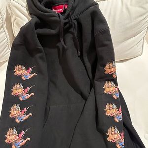 Supreme XL sweatshirt